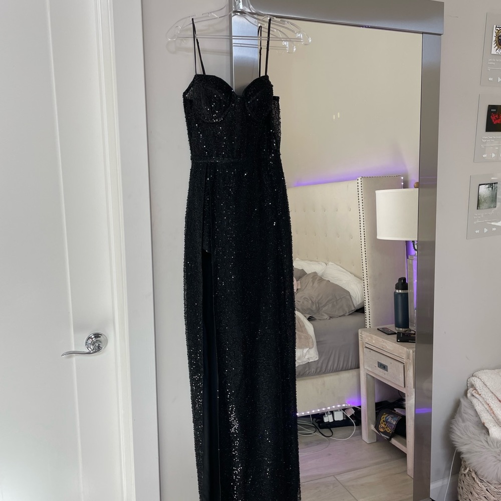 Mia bella couture prom dress! New, never worn. Size S, Original prince $460